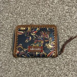 Super cute Sakroots billfold